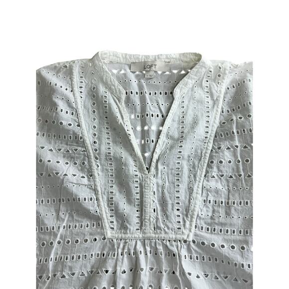 Ann Taylor LOFT White Eyelet Peasant Blouse Sz S Long Bell Sleeves V-Neck Top - Picture 4 of 6